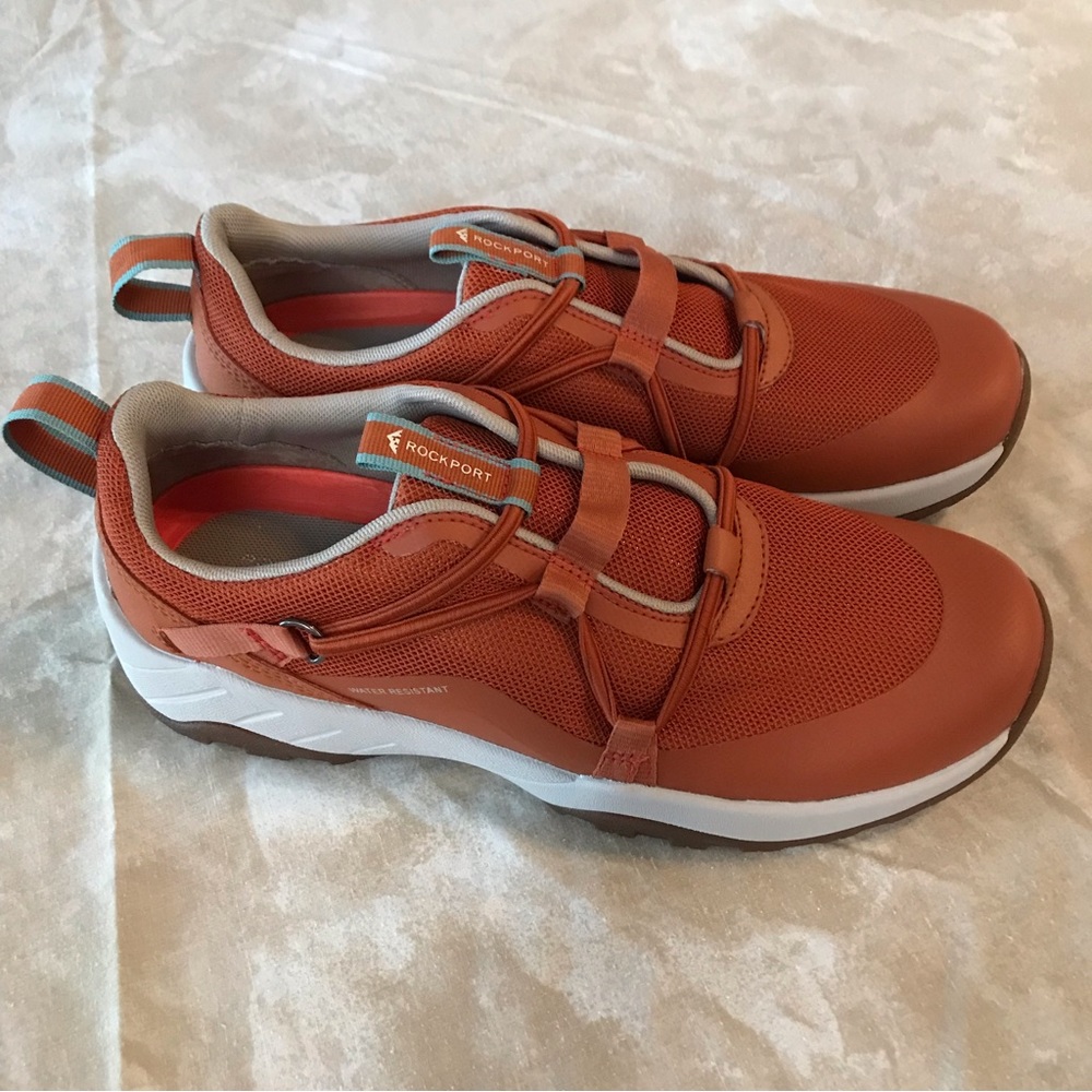 NWOB ROCKPORT WOMEN'S XCS SPRUCE PEAK SLIP-ON TREKKER. Sz 7 - Picture 3 of 8